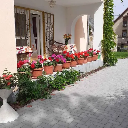 In 18329 Tatil Evi Balatonfenyves