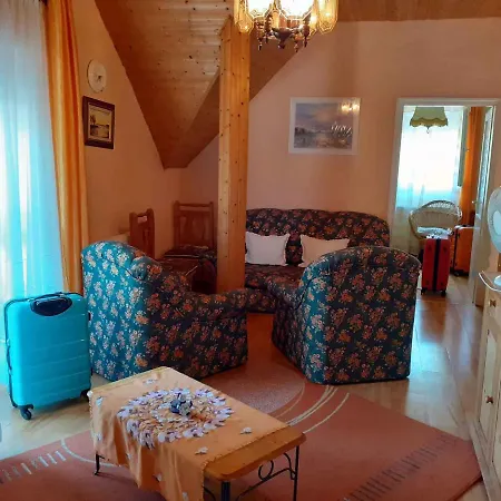 In 18329 Tatil Evi *
