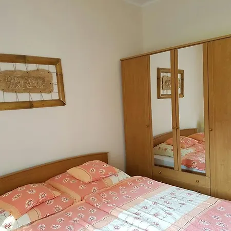 In 18329 Tatil Evi
